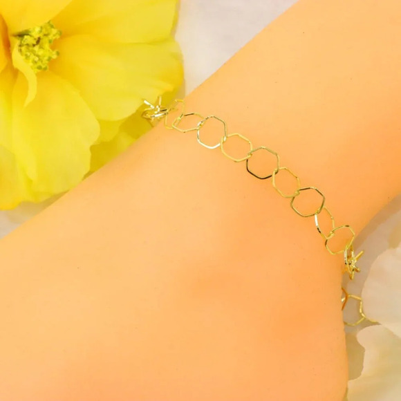 Minimalist Anklet, Sleek & Modern Design, Women’s Fashion, YC110393-A - Picture 1 of 10